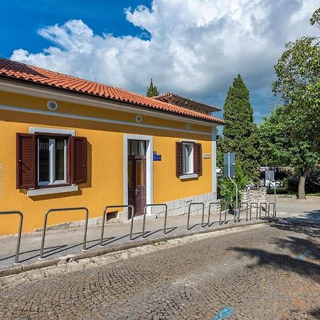 Apartment Lazzarich With Terrace Poreč Exterior foto